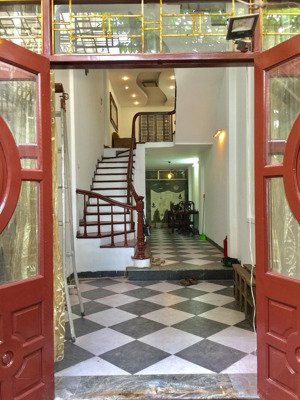 chính chủ cho thuê nhà đẹp tại vũ tông phan, thanh xuân, hn (văn phòng, spa, phòng khám)