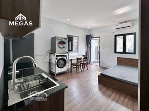 cho thuê phòng bancol rộng full nội thất xịn xò cạnh bên đường 3/2, ueh, y dược