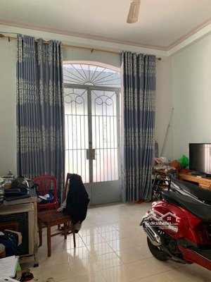 cho thuê nhà chợ hoàng mai, 796/18. 1 trệt 1 lầu 3 phòng ngủ, 4x18 giá 10 triệu đồng tháng, nhận nh