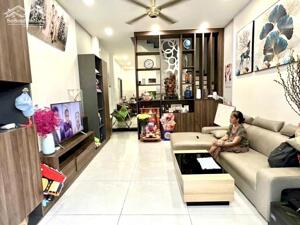 Phú Nhuận, Huỳnh Văn Bánh gần Trường Sa,gần HXH, 3 Tầng,62m2,nở hậu 4.2m, 7.75 Tỷ