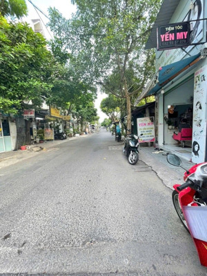 nhà mới sơn sửa 1 lầu đường số 28 - kế chợ an nhơn (6x20m) 20tr tl