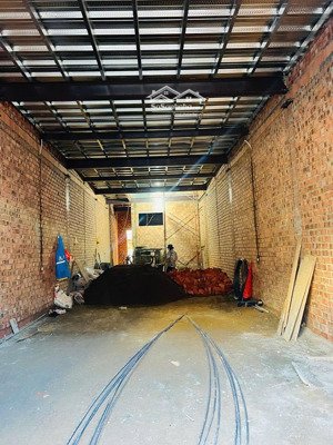 cho thuê mb nhà nguyên căn mặt tiền đường nguyễn công trứ