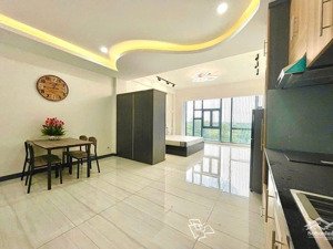 cho thuê phòng 38m2 quận 10 đường nguyễn tri phương full nội thất gần ueh, vạn hạnh mall, huflit