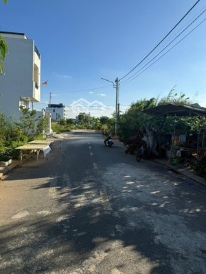 cần bán lô đất đẹp vị trí đất : p. trường thạnh , tp. thủ đức , tp.hcm