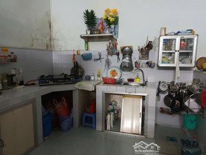 bán nhà 2 tầng mặt tiền đường lê chân 101m2 gần nguyễn trãi giá chỉ 9 tỷ