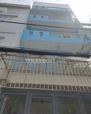 cho thuê nhà nguyên căn 5 tầng (5.2*12m) hẻm xe tải gần mt 3/2 q10 chỉ 30tr