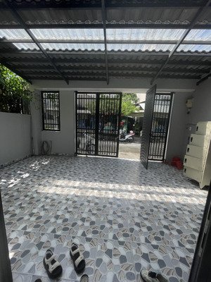 nhà nguyên căn 1 lầu mặt tiền đường 41 sát phạm văn đồng chợ thủ đức ưu tiên lâu dài