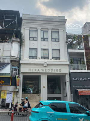 chính chủ cho thuê mt phan đình phùng - 11x19m - hầm 4 tầng - giá rẻ - 0975214149