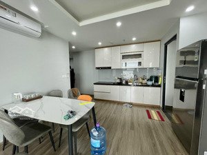 cho thuê căn hộ hud building 3pn, 2wc, 90m2 mặt tiền nguyễn thiện thuật trung tâm thành phố