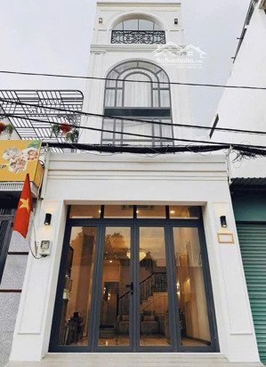 chính chủ cần bán gấp nhà lê văn sỹ, p.13, phú nhuận. giá 2,82 tỷ, dt 64m2, lh như 0766372453