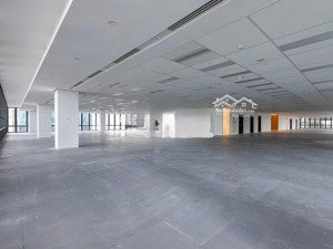 cho thuê văn phòng ngay khu trung tâm quận 10 dt 1000m2/sàn giá thuê 380.000 vnd/m2
