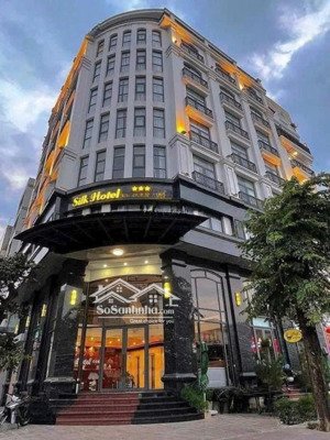 cho thuê nhà hàng + karaoke góc khổng tử, bác ái, p bình thọ, thủ đức