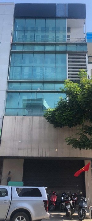 cần cho thuê tòa nhà 4 tầng 1 lửng 1 mặt bằng tại đường lý thái tổ, tp đà nẵng.