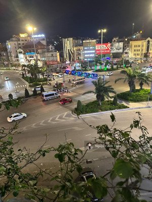 chính chủ cần cho thuê shophouse tại thành phố hạ long, diện tích 150m2 mặt tiền đẹp, sử dụng ngay