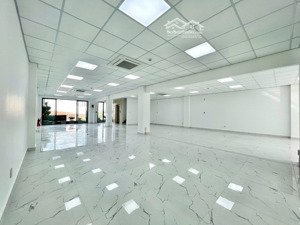cho thuê mặt tiền p bến thành, trung tâm q1