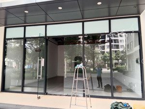 cho thuê shophouse 2 tầng, 105,8 m2, 25 triệu, tại vinhomes grand park, q9, hcm