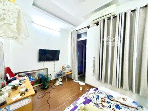 vip lê văn sỹ phú nhuận, giáp q3, 4 tầng, hẻm thông, nở hậu 4.1m, 44m2, ở/cho thuê, 7.05 tỷ