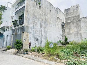 chủ ngợp bank bán lô đất quận 2 - cách mt nguyễn thị định 50m - shr công chứng liền lh 0764751240