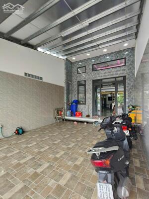 Bán nhà 1Trệt 1Lầu mặt tiền giáp trường THCS Thanh Đức, Vĩnh Long