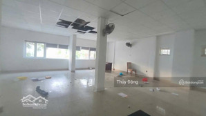 cho thuê nhà 3 tầng mt nguyễn văn thoại kinh doanh sầm uất