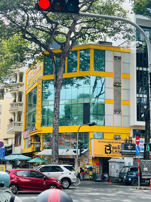 chính chủ bán nhà góc 2mt an dương vương 6 tầng .quận 5 _dt 4x20 _hdt 120tr _bán 32 tỷ