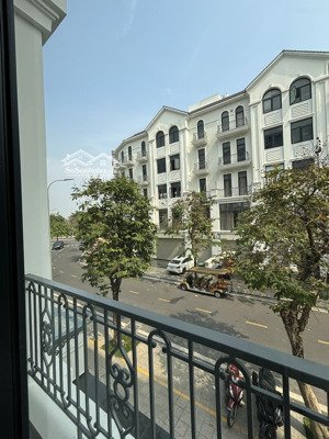 giỏ hàng nhà phố kinh doanh giá tốt 8tr/tầng, 126m2/sàn, được đăng ký kinh doanh