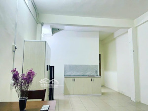 chính chủ cần sang nhượng chdv nguyễn trường tộ, quận 4 - vào có dòng tiền ngay