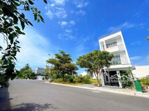 cho thuê nhà 3 tầng không nội thất khu tái định cư khu đô thị mỹ gia, nha trang