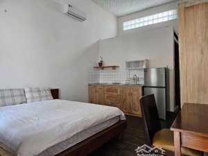 cho thuê căn hộ mini full nội thất- có ban công từ 7-8tr nhà đẹp thoáng mát