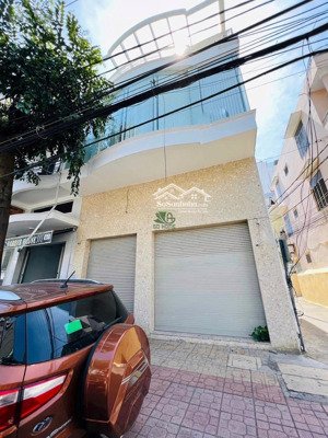 cho thuê nhà ở kinh doanh 2 mặt tiền đường lớn khu phước hoà giá 32 triệu/tháng
