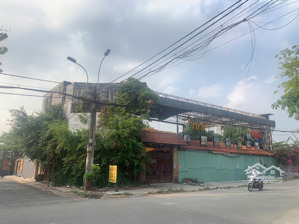biệt thự 3 mặt tiền trực diện sông đường 25, hiệp bình chánh 1000m2 bán gấp rẻ 73 tỷ