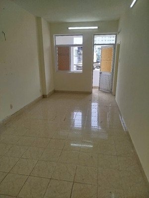 căn góc chung cư nguyễn biểu q5 2pn 2wc, lầu 2, giá chỉ 2 tỷ 950 tl