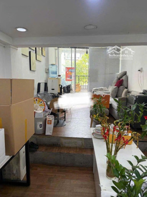 chính chủ cần cho thuê nhà nguyên căn mt đường cao thắng, p11, q3, trệt lửng lầu, giá chỉ 28 tr/th