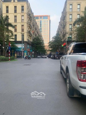 tôi cần bán shophouse 6t tại terra an hưng, dt 65m2 x 6.5m, kinh doanh vp, thang máy. giá: 25 tỷ