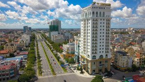 chuyển nhượng biệt thự 5 tầng, nội thất cao cấp lê hồng phong, có thang máy