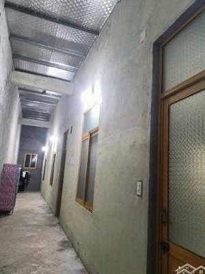 cho thuê nhà nguyên căn mặt tiền quốc lộ 1a giá chỉ 4,5 triệu/tháng