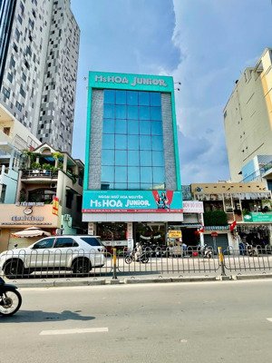 ngợp bank bán gấp! nhà mt phan đăng lưu - 110m2 (6.6 x 17m) - nhà 7 tầng - hđt 190tr - bán 40 tỷ