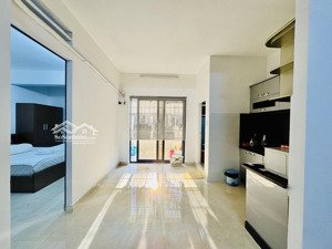 bán chung cư nhiêu tứ - phú nhuận, 60m2 , tặng nội thất, có thang máy chỉ 3ty599