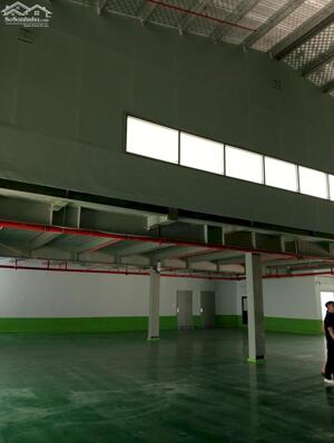CHO THUÊ 2000m2 KHO, XƯỞNG Tại ĐAN PHƯỢNG. HÀ NỘI