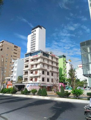 nhân - khách sạn 8 tầng góc 2 mặt tiền phạm văn đồng - phạm ngọc thạch. views trực diện biển