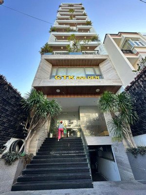 nhân - khách sạn 15 tầng 45 phòng views biển toạ lạc đường dã tượng, có dòng tiền 120tr/tháng.
