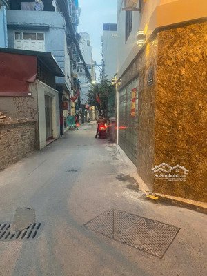 cho thuê mặt bằng tại phường xuân đỉnh, bắc từ liêm, hà nội oto vào thoải mái, ngõ rộng thông thoán