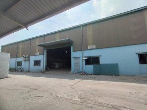 cần cho thuê kho tại sài đồng b, long biên 1000m2, kho tiêu chuẩn đủ pccc, giá 150 triệu/th