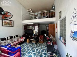 Bán đất tặng nhà cấp 4 hẻm ô tô Lê Hồng Phong, Nha Trang. DT: 84m2 Hướng: Nam. Giá bán: Chỉ 5,1 tỷ