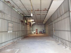 cho thuê kho xưởng 200m2 phạm văn chiêu p15 gv.giá 15tr