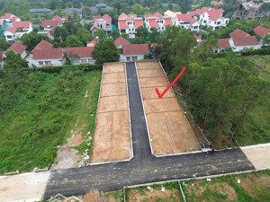 chỉ hơn 3 tỷ có ngay lô đất ngay cổng làng đại học quốc gia láng hòa lạc, dt 75.6m2