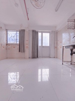 cho thuê phòng tân phú lê trọng tấn ngay đại học công thương-aeon tân phú-etown-giờ giấc tự do