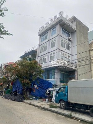 bán nhà mặt phố 17 tỷ, 135.8m2 tại lê chân, hồng hà, hạ long, quảng ninh, hot!