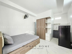 cho thuê căn hộ dịch vụ mới xây đường số 1 lý phục man q7-20-25m2+ full nt+ thang máy-giá : 5tr