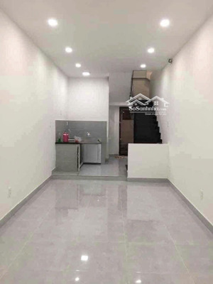 cho thuê nhà hẻm 3m hòa hảo, p.4, q.10 giá 12tr
